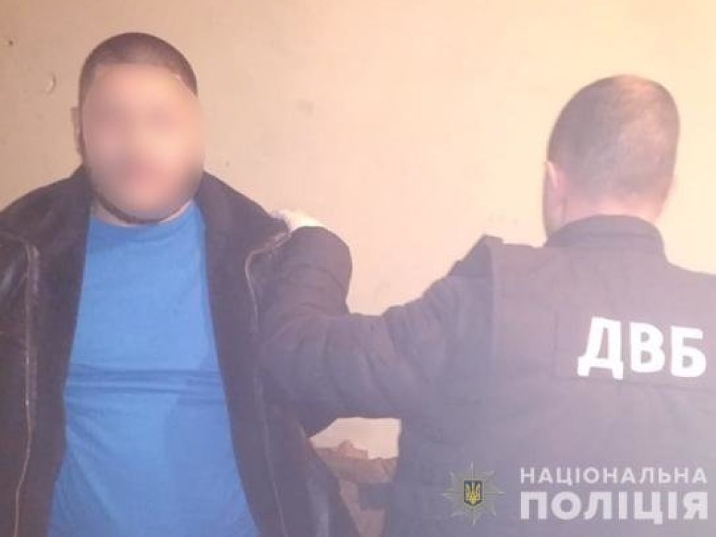 В Виннице полицейские задержали банду наркоторговцев (ФОТО)