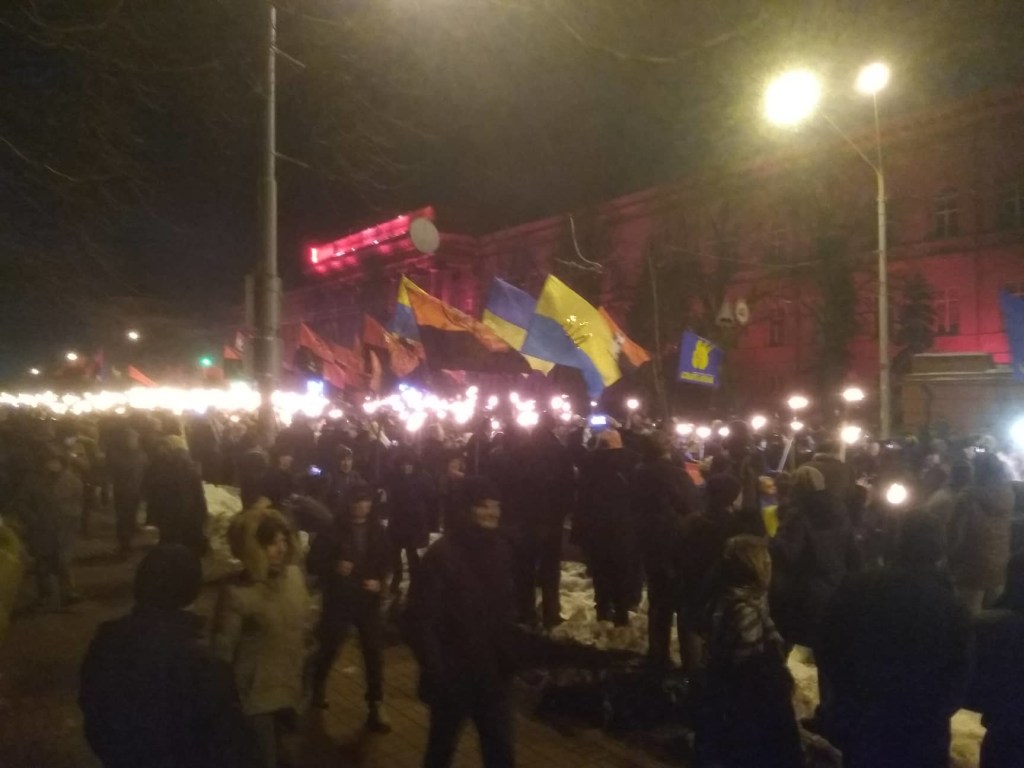 В Киеве прошли шествия в честь Бандеры (ФОТО, ВИДЕО) &#8211; ОБНОВЛЕНО