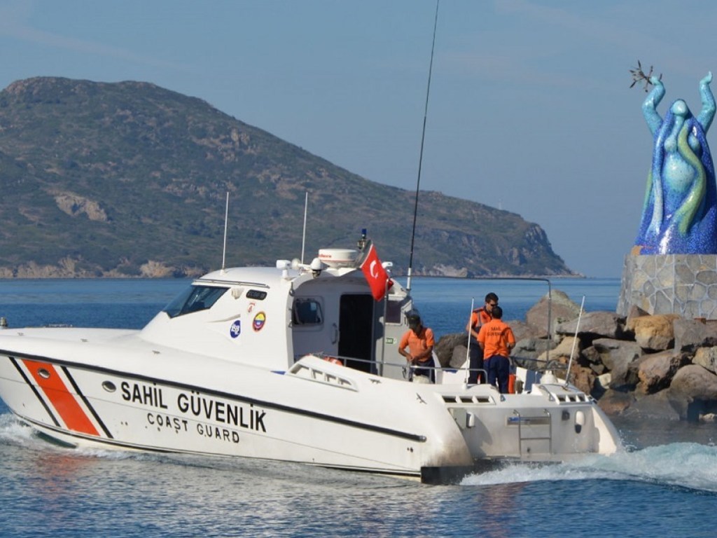 Крушение сухогруза в Турции: судно затонуло за несколько минут