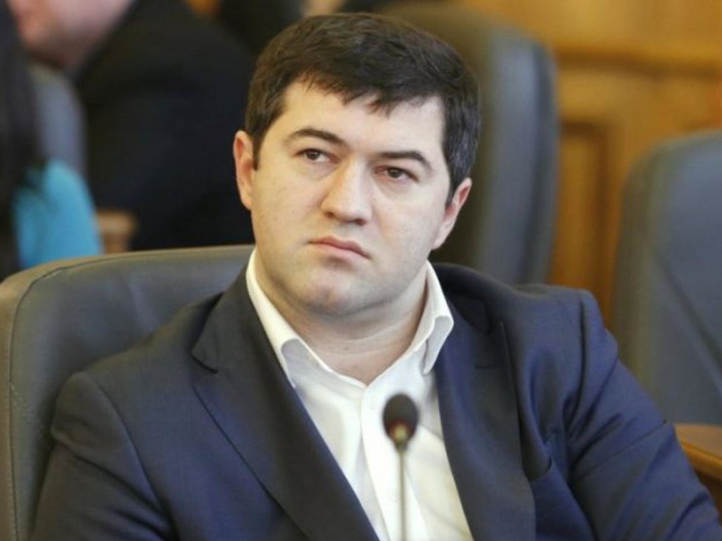 Суд арестовал 300 тысяч долларов на зарубежном счете Насирова
