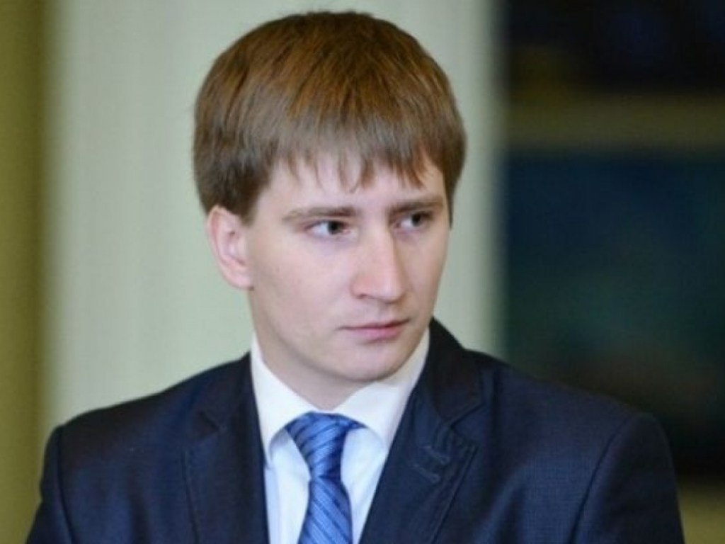 Госсекретарь Кабмина Бондаренко получил за январь зарплату в размере 67 тысяч гривен