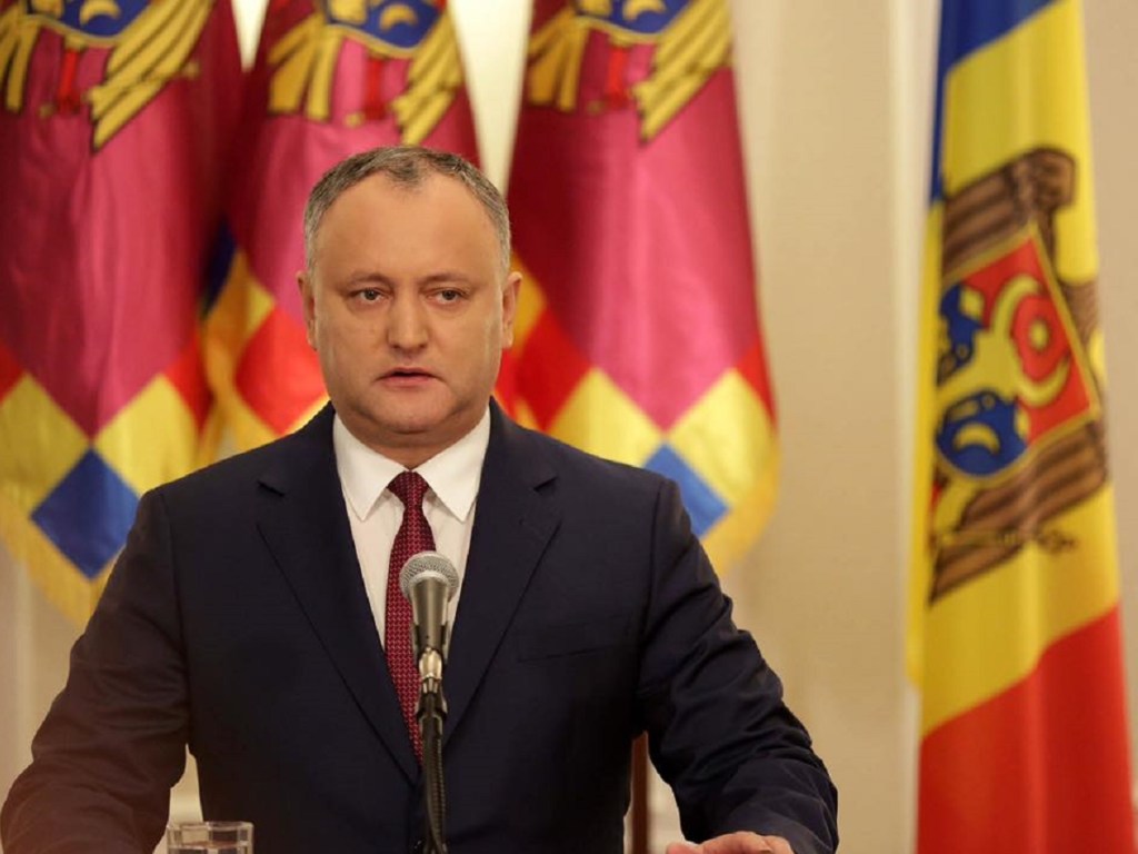 Додона отстранили от должности президента Молдовы