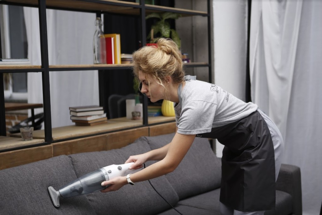 7 секретов быстрой уборки дома от домработницы