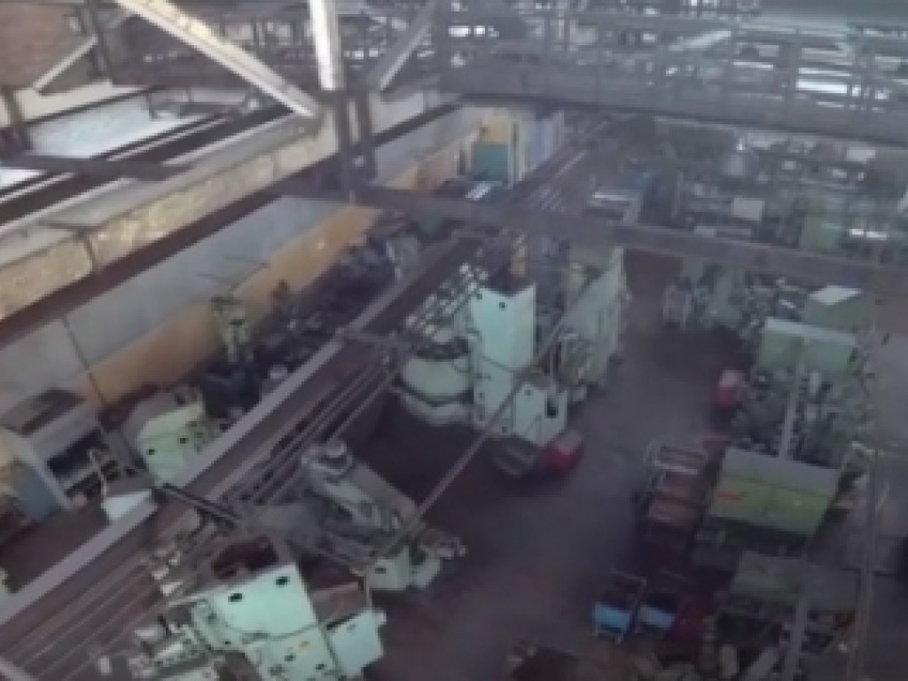 Руферы сняли зрелищное видео с умирающего завода 