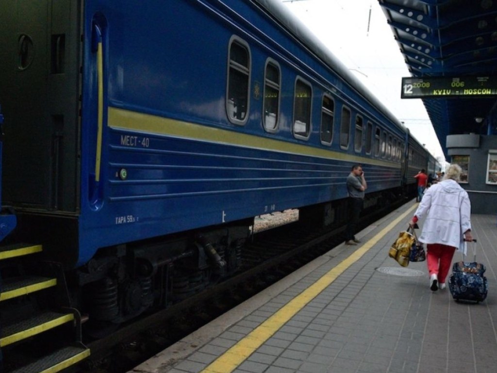 На Днепропетровщине поезда отклонилось от графика из-за кражи путевых реле и трансформаторов