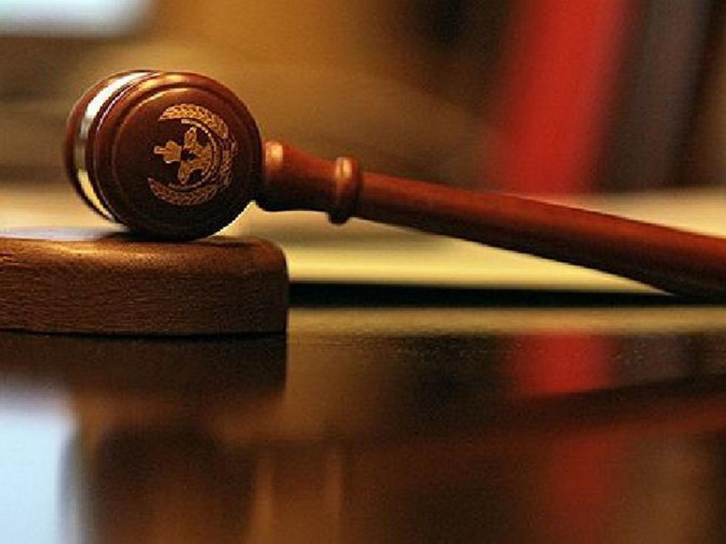 Во Франции суд разрешил петуху кукарекать