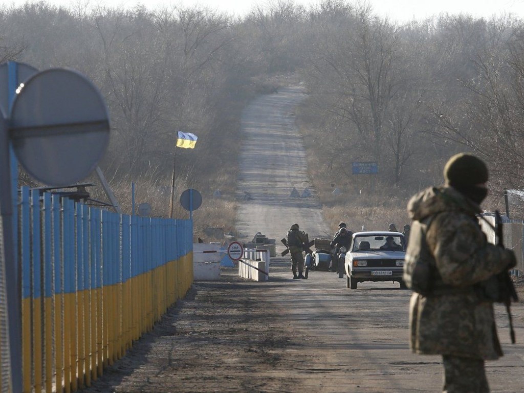 Вступил в силу новый порядок пересечения линии разграничения на Донбассе