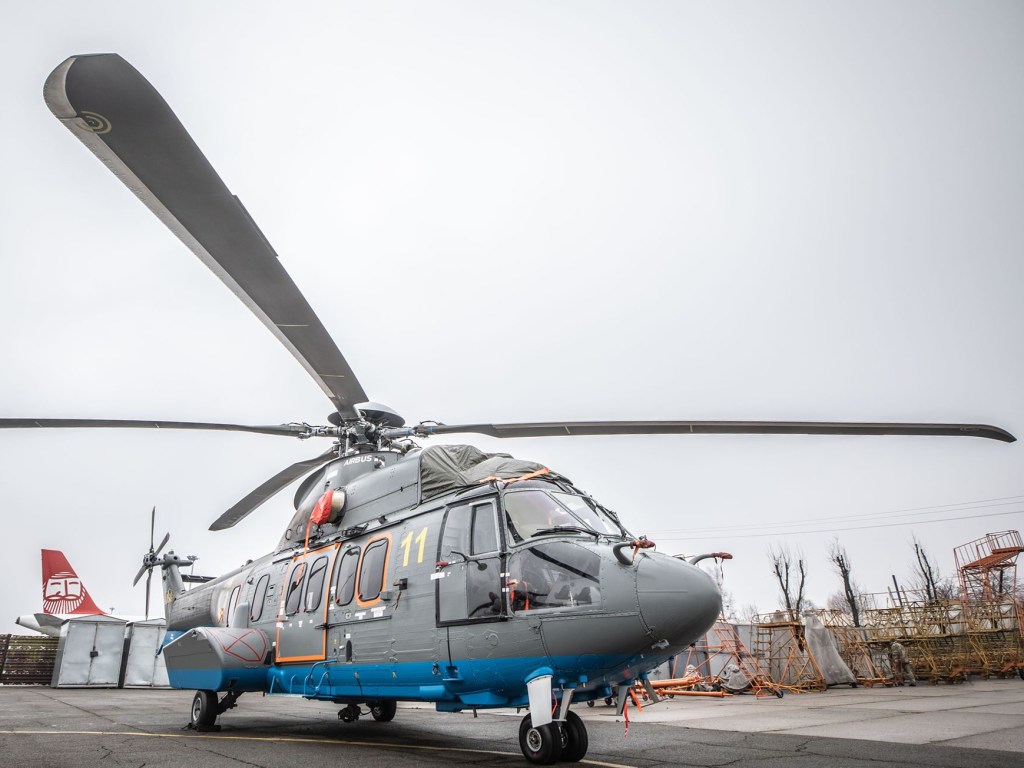 Украинские пограничники получили два  французских вертолета H-125 (ВИДЕО)