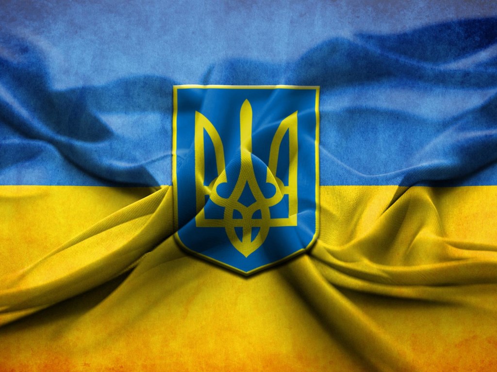 Украинский тризуб поместили рядом со свастикой в антитеррористическом пособии для полиции Великобритании (ФОТО)