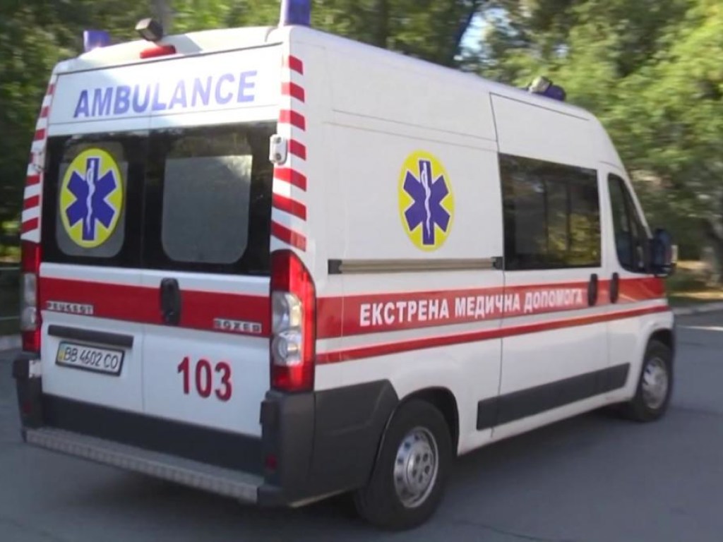 В феврале в Украине еще не начинали сокращать бригады скорой помощи &#8211; врач