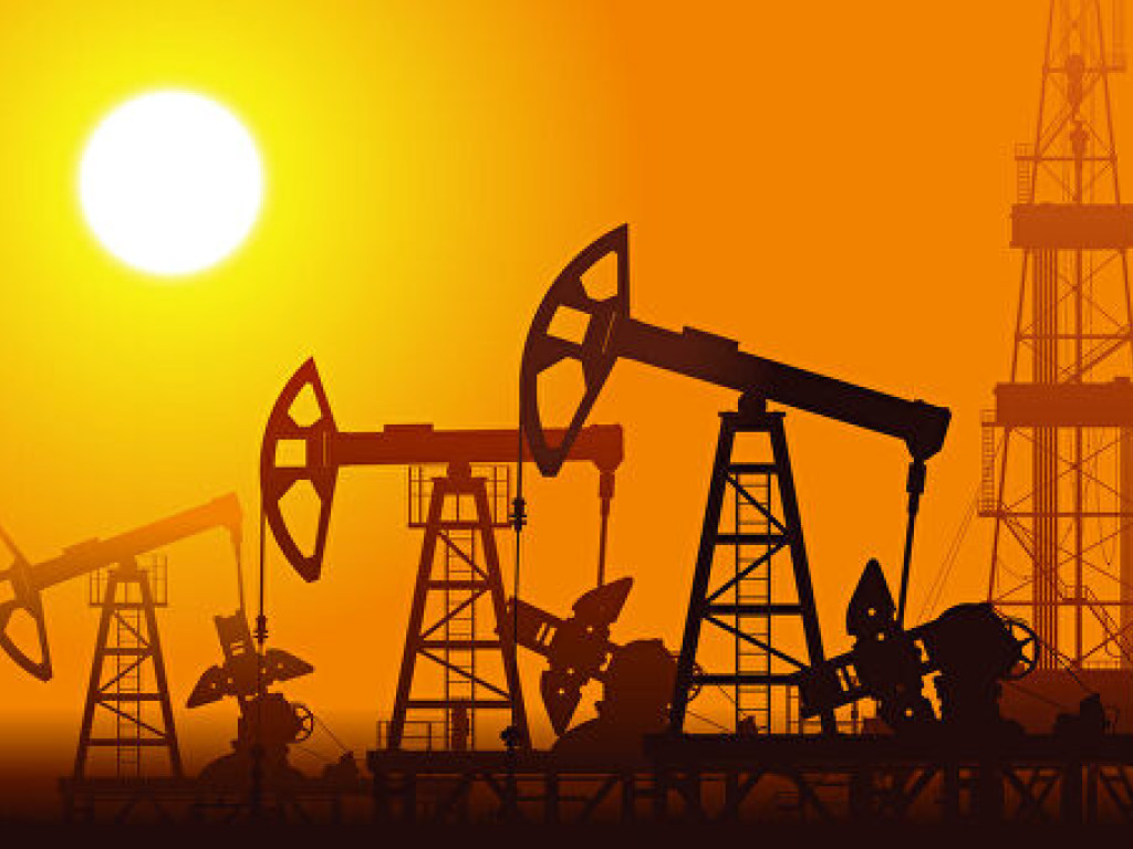 Обвал мировых цен на нефть Украине будет во благо &#8212; экономист