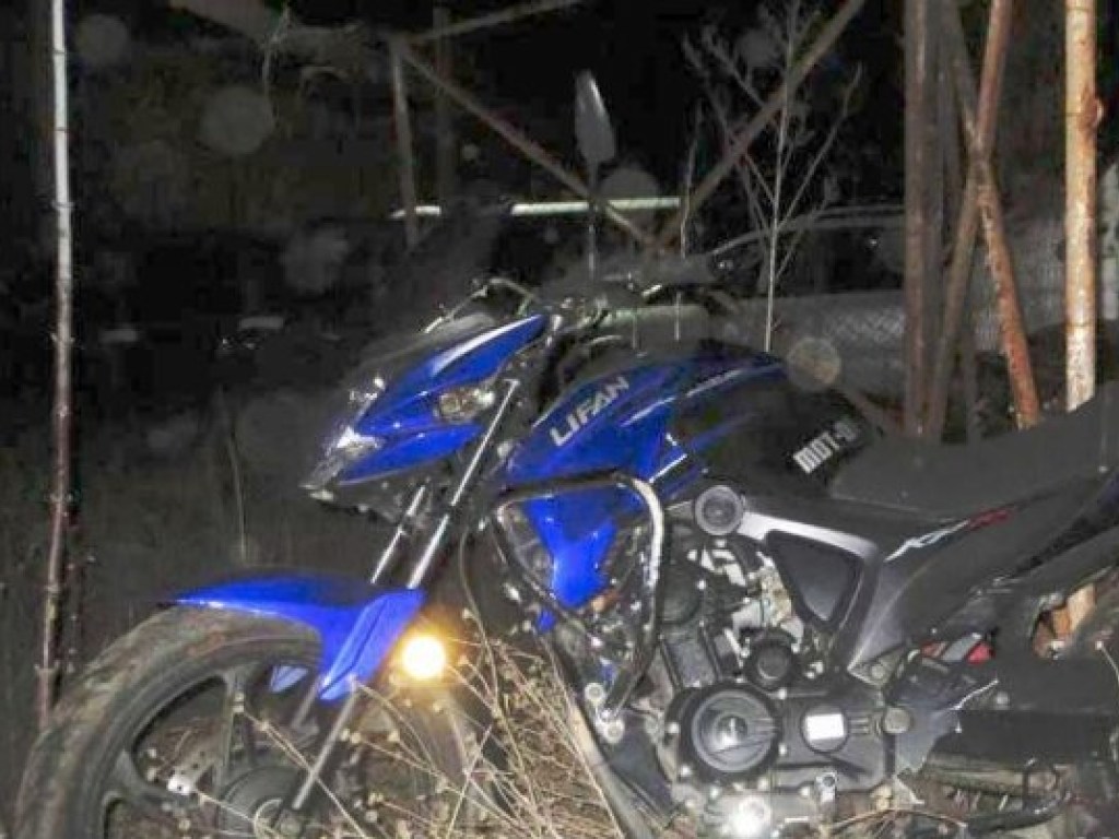 Пьяный житель Николаевщины пытался украсть мотоцикл со штрафплощадки (ФОТО, ВИДЕО)