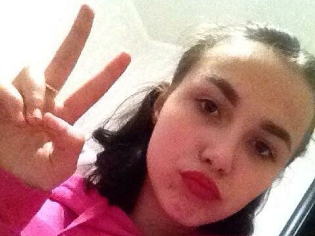 В Харькове пропала 14-летняя девочка (ФОТО)
