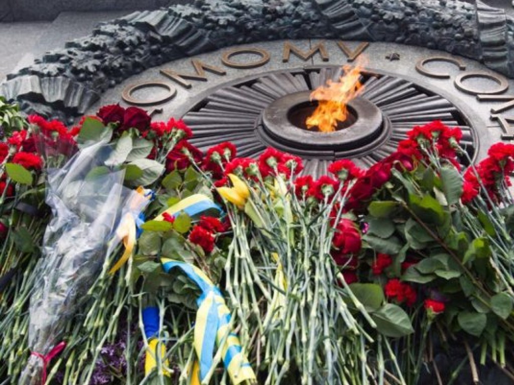 День Победы в Украине: Отказ от празднования «смердит фашизмом»