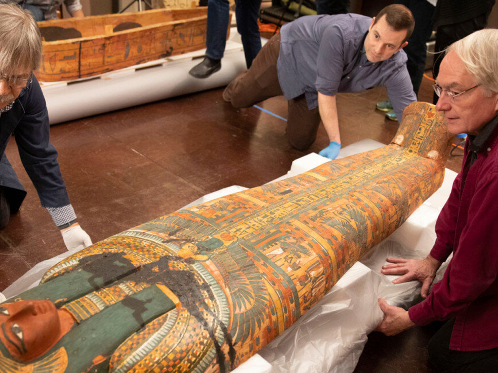 «Малодоступный материал»: ученые рассказали о составе покрытия египетский саркофагов