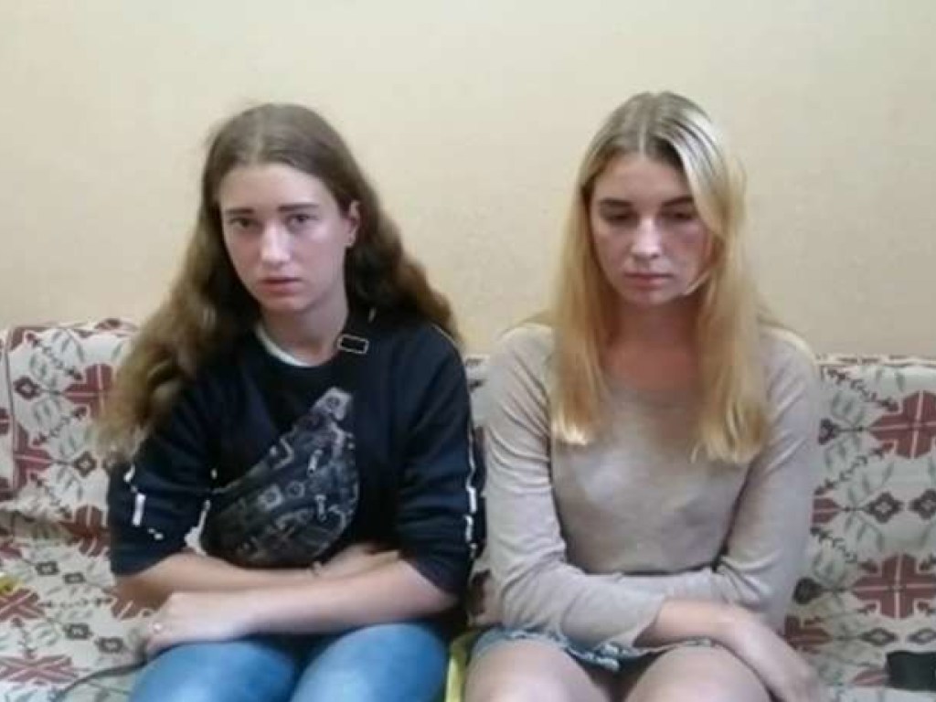 Девушек-хулиганок из Днепропетровской области наказали за погром в вагоне электрички