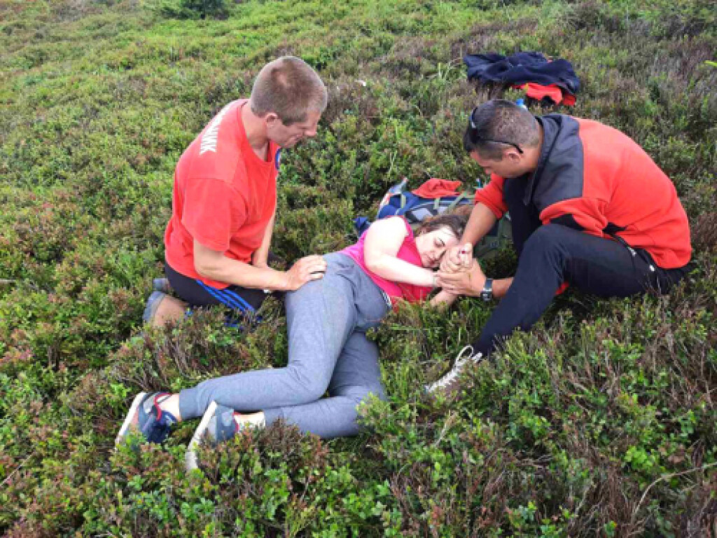 На Закарпатье нашли 45-летнюю женщину-туристку без сознания