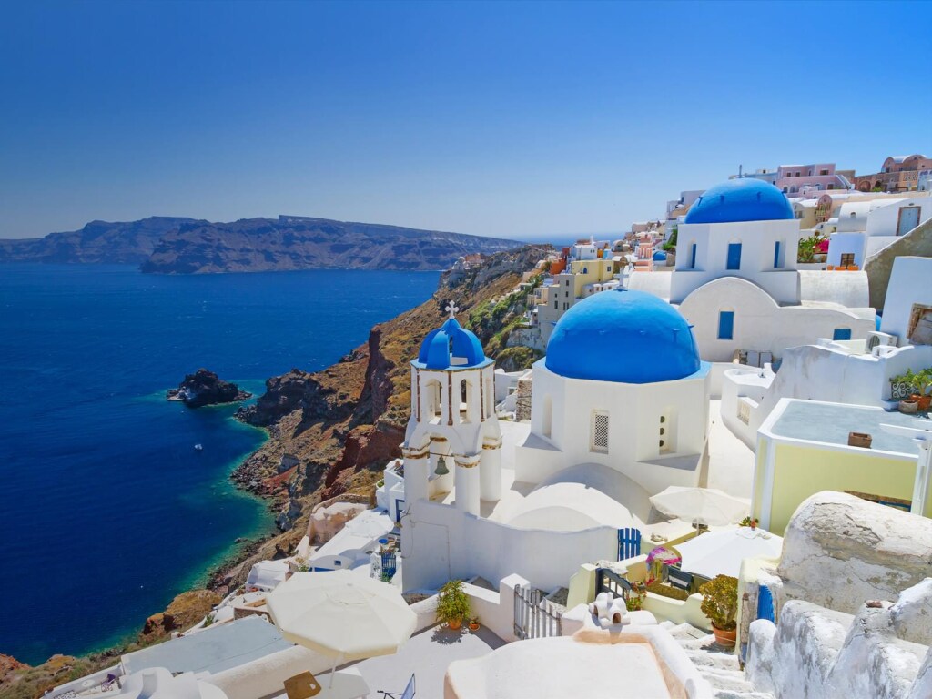 В Греции начали взимать с туристов по 20 евро за медицинские услуги