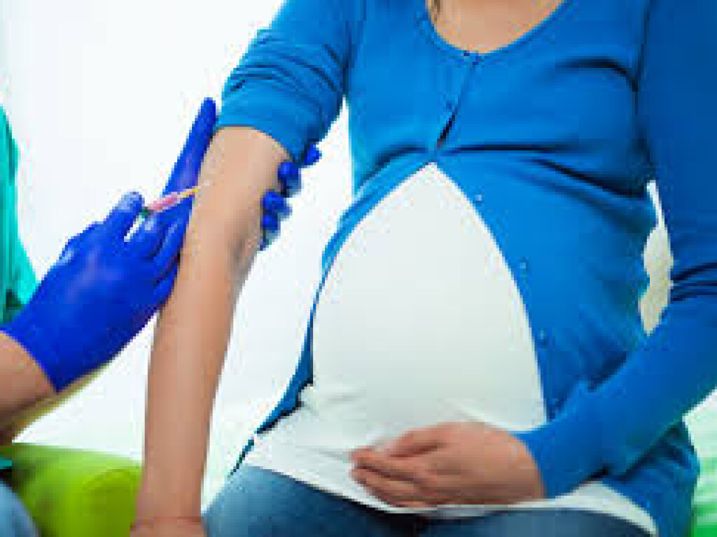 Беременным женщинам категорически нельзя делать прививку от гриппа – акушер-гинеколог