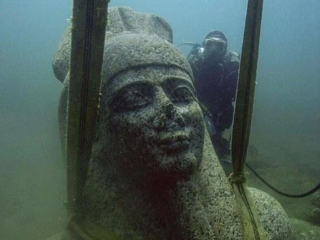 У берегов Александрии обнаружены обломки кораблей Древнего Рима (ФОТО)
