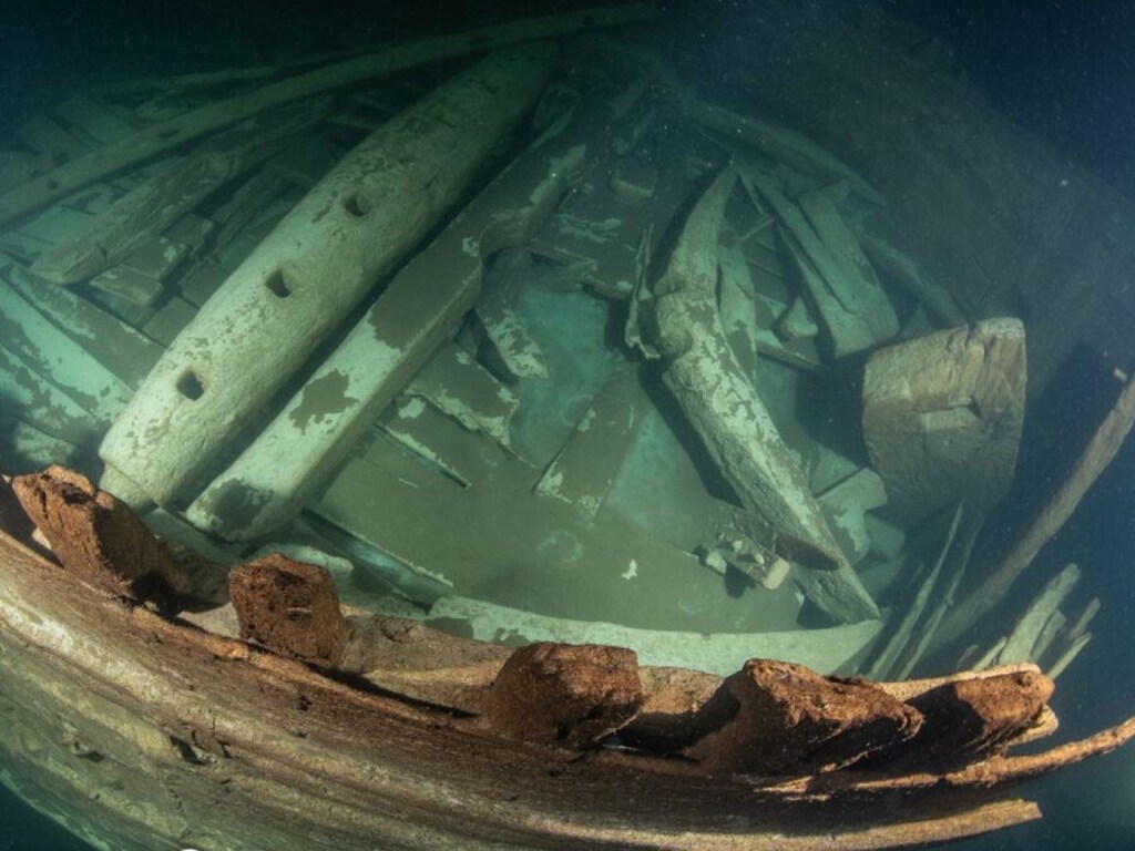 В Балтике нашли идеально сохранившийся 400-летний корабль (ФОТО)