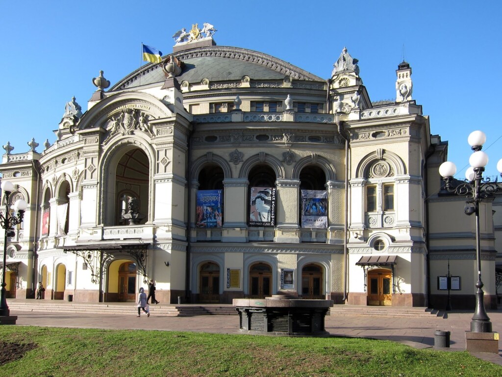 В Национальной опере Украины готовят зрителям фантастический октябрь